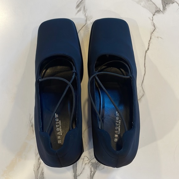 Kenneth Cole Reaction, Square, Navy Blue, Mary Janes, Wedge, Size 7 1/2 - Picture 7 of 12